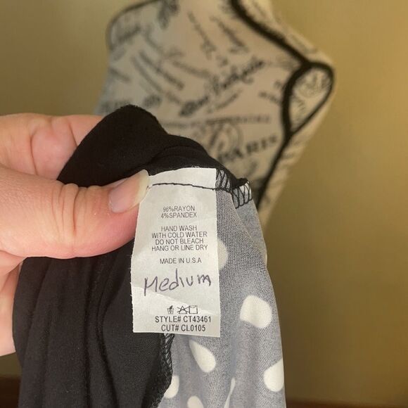 Celeste s/s S black shirt.  9/1 - Picture 6 of 6